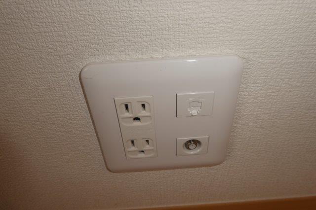 小田郡矢掛町矢掛のアパートの設備|ＴＶジャック・電話モジュラー