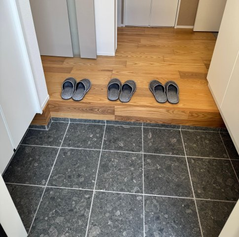 【玄関】 | 高知市朝倉本町１丁目／2号地