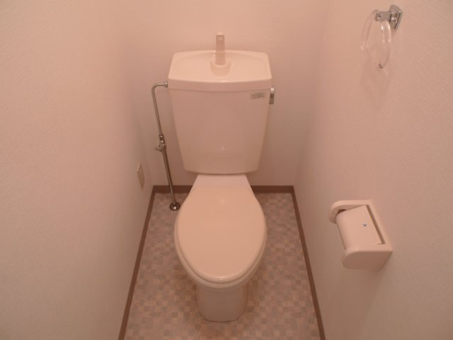 パラディスのトイレ|バス・トイレ別