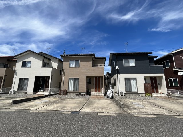 アンティノール_貸家6棟の外観|アンティノールE～F棟　現在5/6入居中