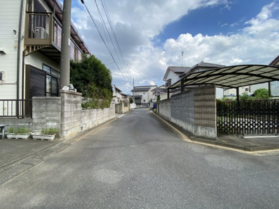 【前面道路含む現地写真】 | 深谷市東方　中古住宅   | 現地(2024年9月撮影)