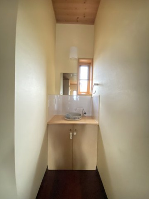 【独立洗面台】 | 深谷市東方　中古住宅   | 現地(2024年9月撮影)