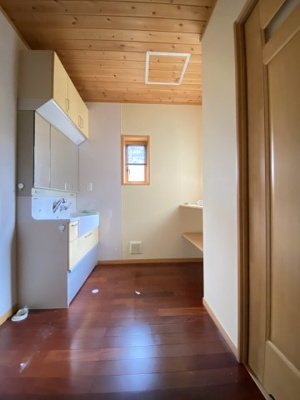 【独立洗面台】 | 深谷市東方　中古住宅   | 現地(2024年9月撮影)