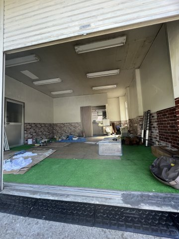 松屋明石町ビルの内装