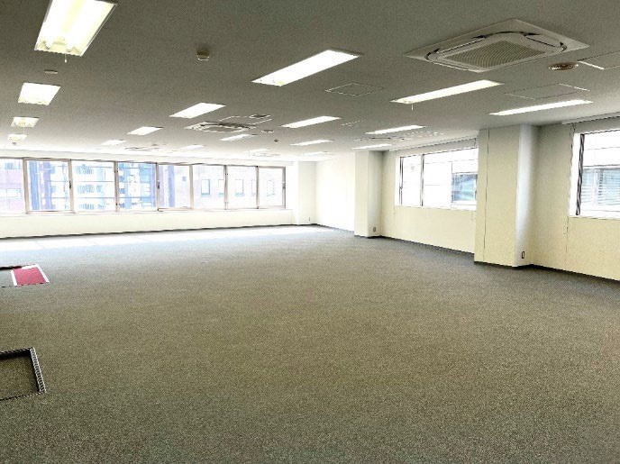 芝ワカマツビルの内装