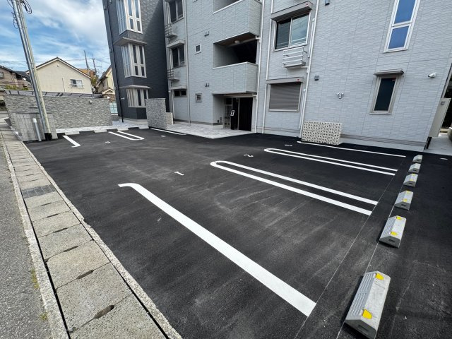 【駐車場】 | ボヌール　イースト | 駐車場があります