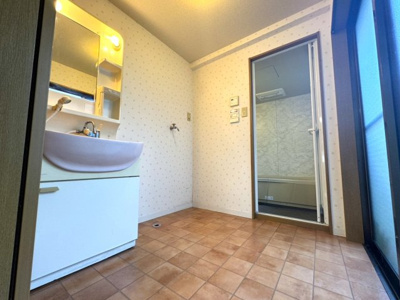 【洗面所】 | 紫野下築山町貸家