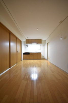 【居間・リビング】 | メトロハイツ花くま