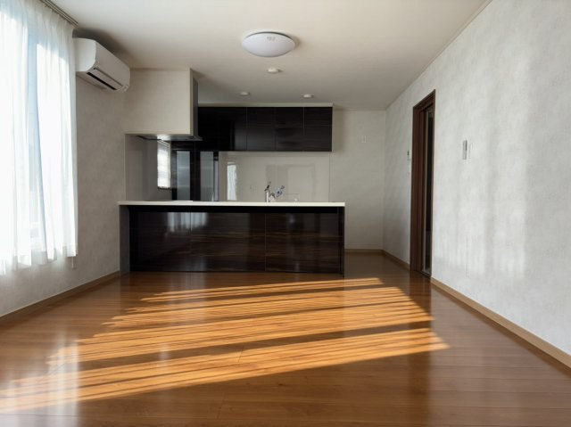 【居間・リビング】の画像