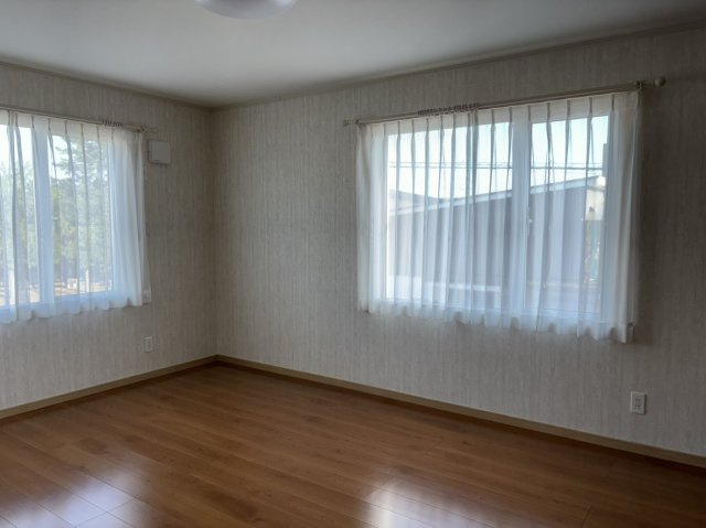 【寝室】の画像