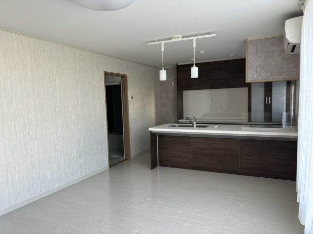 【居間・リビング】の画像