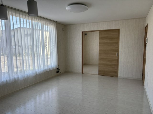 【居間・リビング】の画像