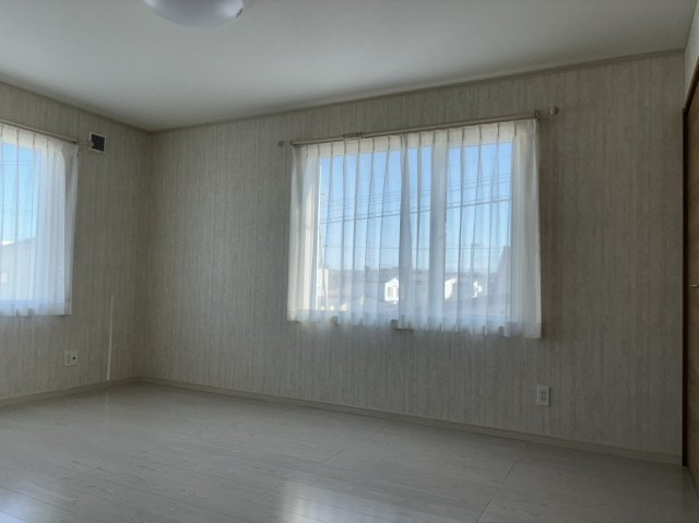 【寝室】の画像