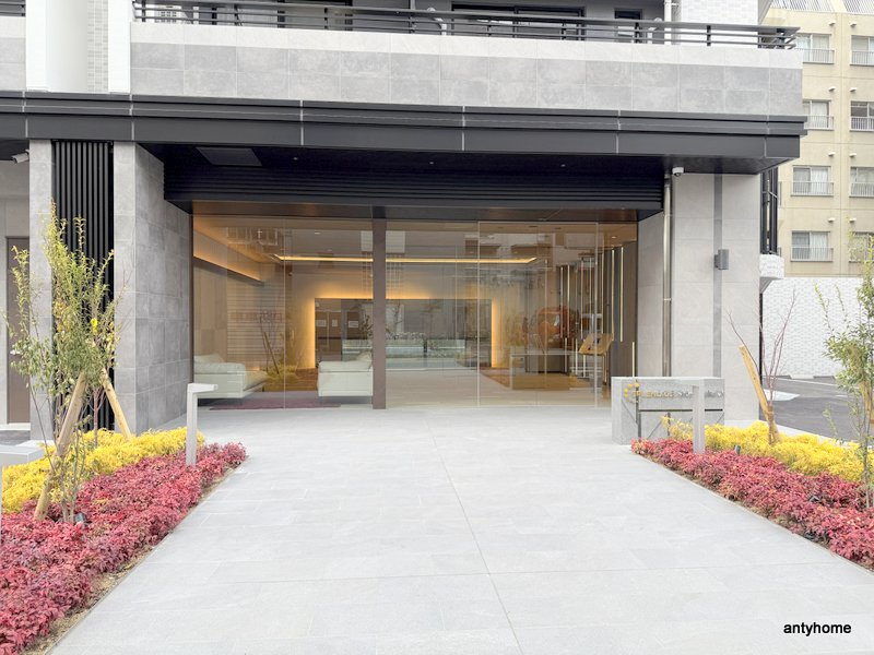 スプランディッド新大阪VI　仲介手数料無料のエントランス