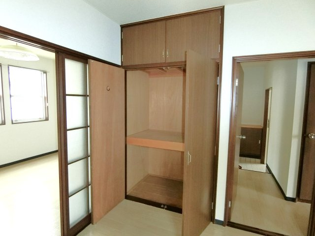 ファミリープラザEの収納