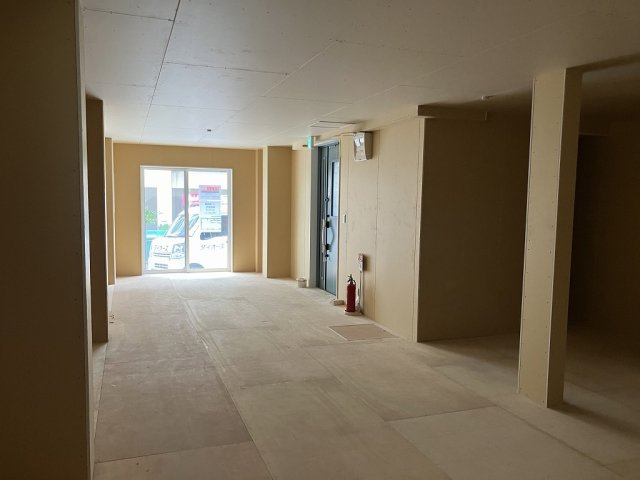 グランブルー鵠沼松が岡のロビー