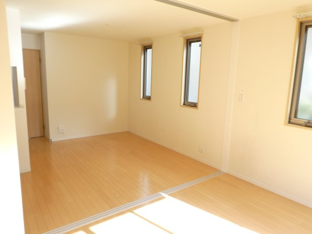 アヴェーク宝塚のその他
