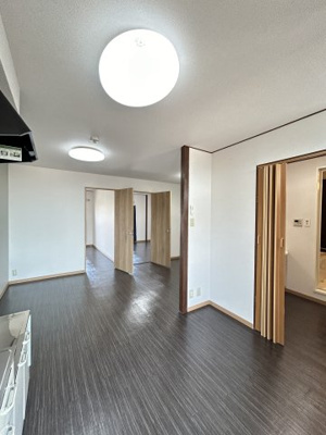 【居間・リビング】 | 辰己マンション