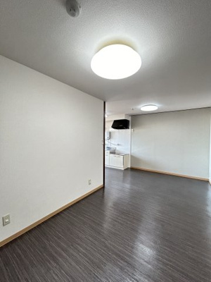 【居間・リビング】 | 辰己マンション