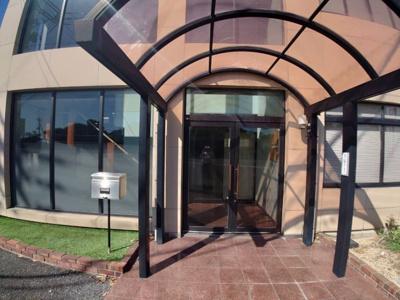 【エントランス】 | 亀浦5丁目貸事務所