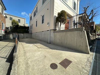 【駐車場】 | 豊中市緑丘3丁目貸家