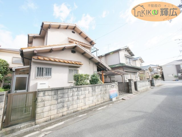 明石市二見町東二見　中古戸建の外観|敷地101.38平米、建物79.48平米です。