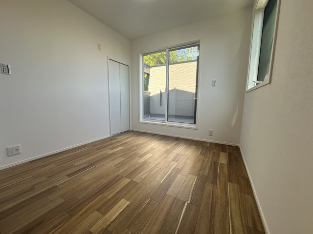 鎌倉市鎌倉山3丁目 デザイナーズハウスの洋室