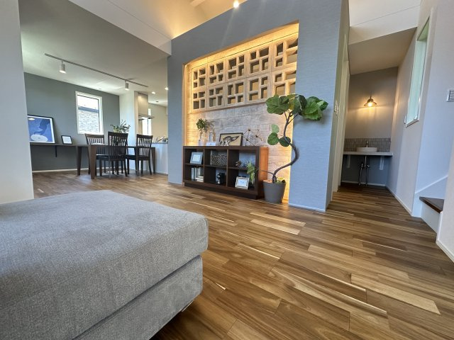 鎌倉市鎌倉山3丁目 デザイナーズハウスの居間・リビング