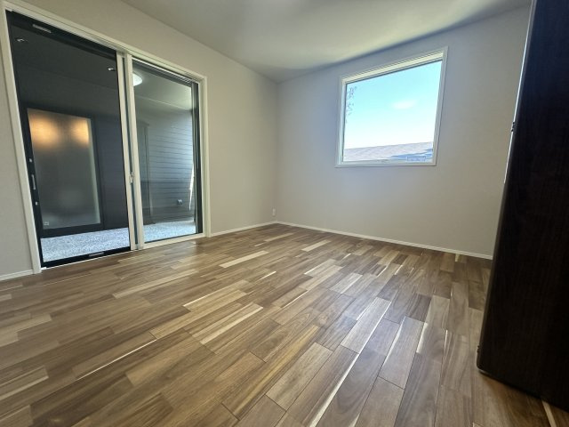 鎌倉市鎌倉山3丁目 デザイナーズハウスの洋室