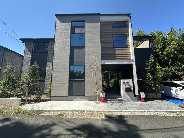 鎌倉市鎌倉山3丁目 デザイナーズハウス