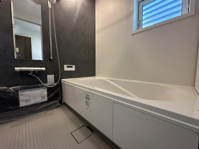 鎌倉市鎌倉山3丁目 デザイナーズハウスの浴室