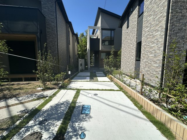 鎌倉市鎌倉山3丁目 デザイナーズハウスのその他|二号棟の写真になります