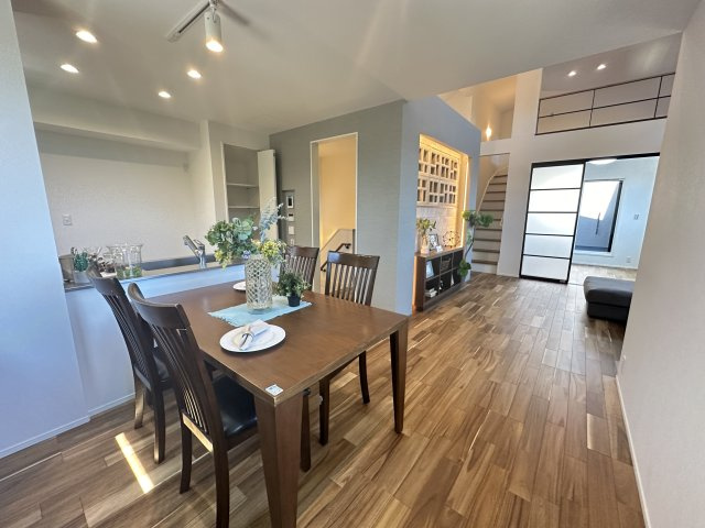 鎌倉市鎌倉山3丁目 デザイナーズハウスの居間・リビング