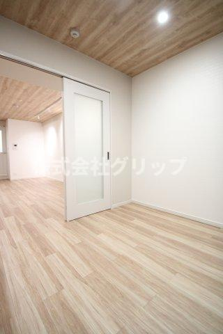 オーベル川崎の洋室