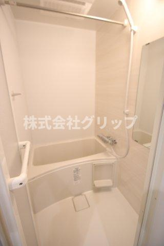 オーベル川崎の浴室