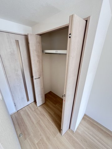 大阪市都島区内代町１丁目の賃貸マンションの収納