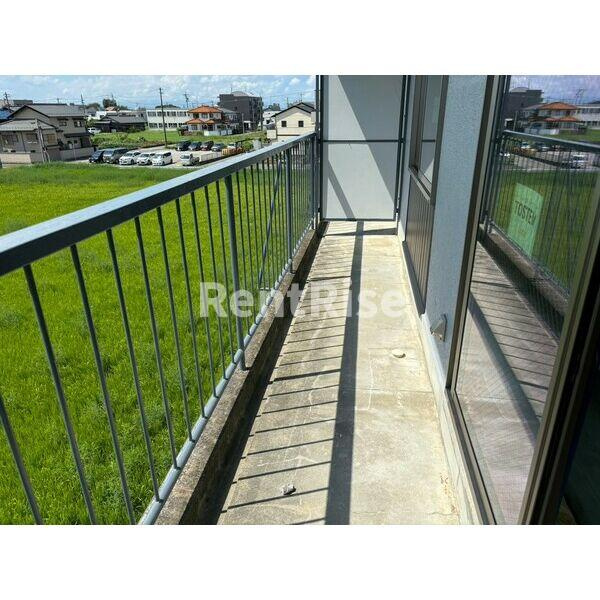 菅原ビルのバルコニー