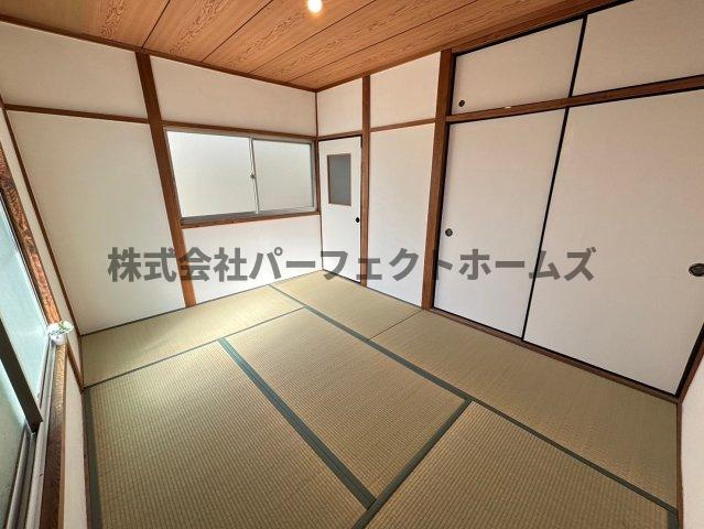 倉治3丁目戸建　賃貸の和室|和室ならではの温かな和の空間で寛ぎの時間を過ごせます