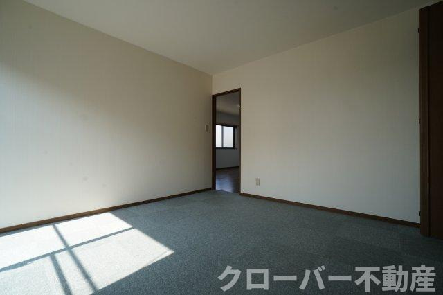 アーバンフラットの居間・リビング