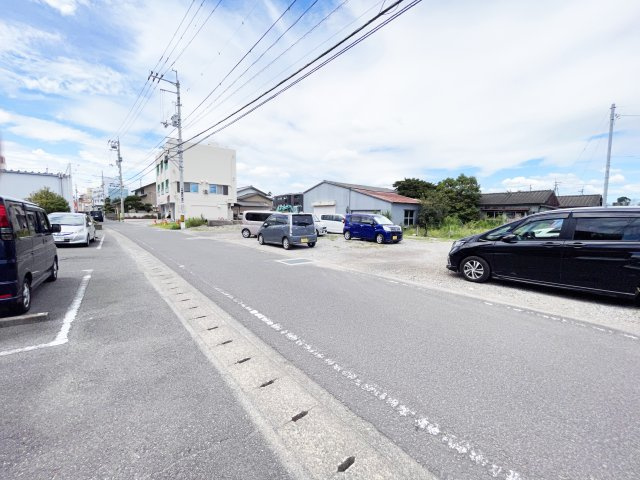 コートヴェール中島田Ⅱの駐車場