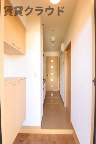 アリオス　ガルソニエラの玄関|明るい玄関です