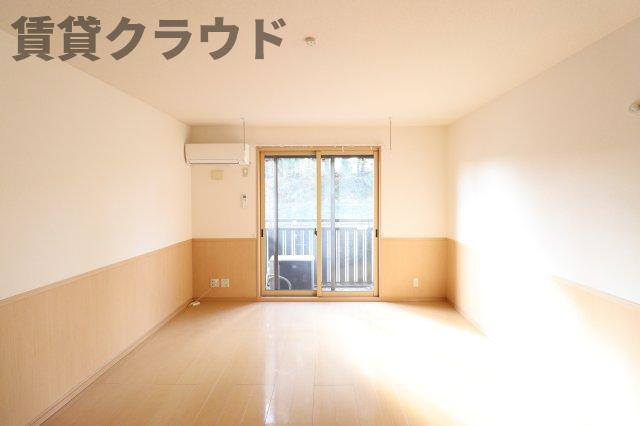 アリオス　ガルソニエラの居間・リビング|1人暮らしにピッタリのお部屋です♪