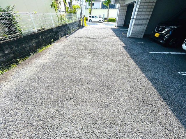 【天白区】インテリジェント野並の駐車場