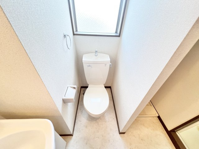 アムールK.Yuのトイレ|※別部屋参考写真