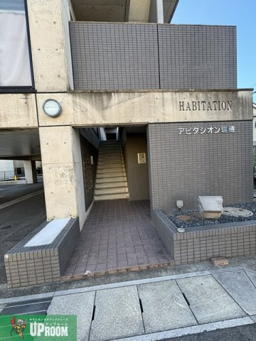 アビタシオン瑞穂のエントランス