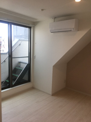 【居間・リビング】 | 仲介手数料半額！HPに初期費用掲載「プライスホーム」で検索！Grandtic 千代県庁口駅前