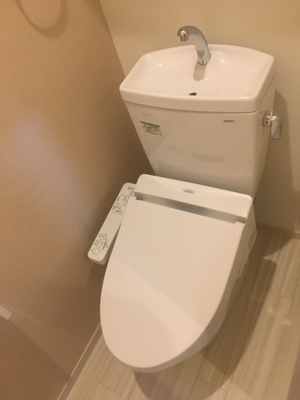 【トイレ】 | 仲介手数料半額！HPに初期費用掲載「プライスホーム」で検索！Grandtic 千代県庁口駅前