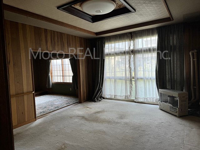 【居間・リビング】 | 北見市東陵町中古住宅