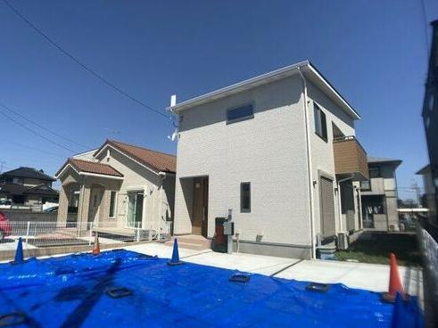 【外観】 | 坂東市辺田　新築戸建 | 小学校まで徒歩5分♪お子様の通学も安心です！