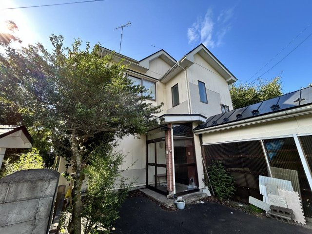 三戸郡階上町大字赤保内字茨島下の外観